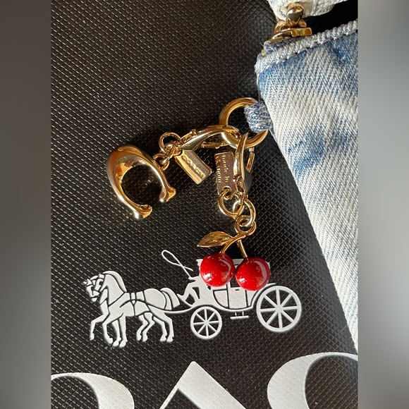 ‼️SOLD‼️ - Picture 7 of 7